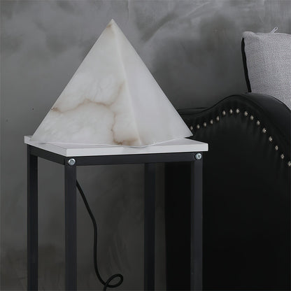 Alabaster Pyramid Table Lamp – Dimmable, detail