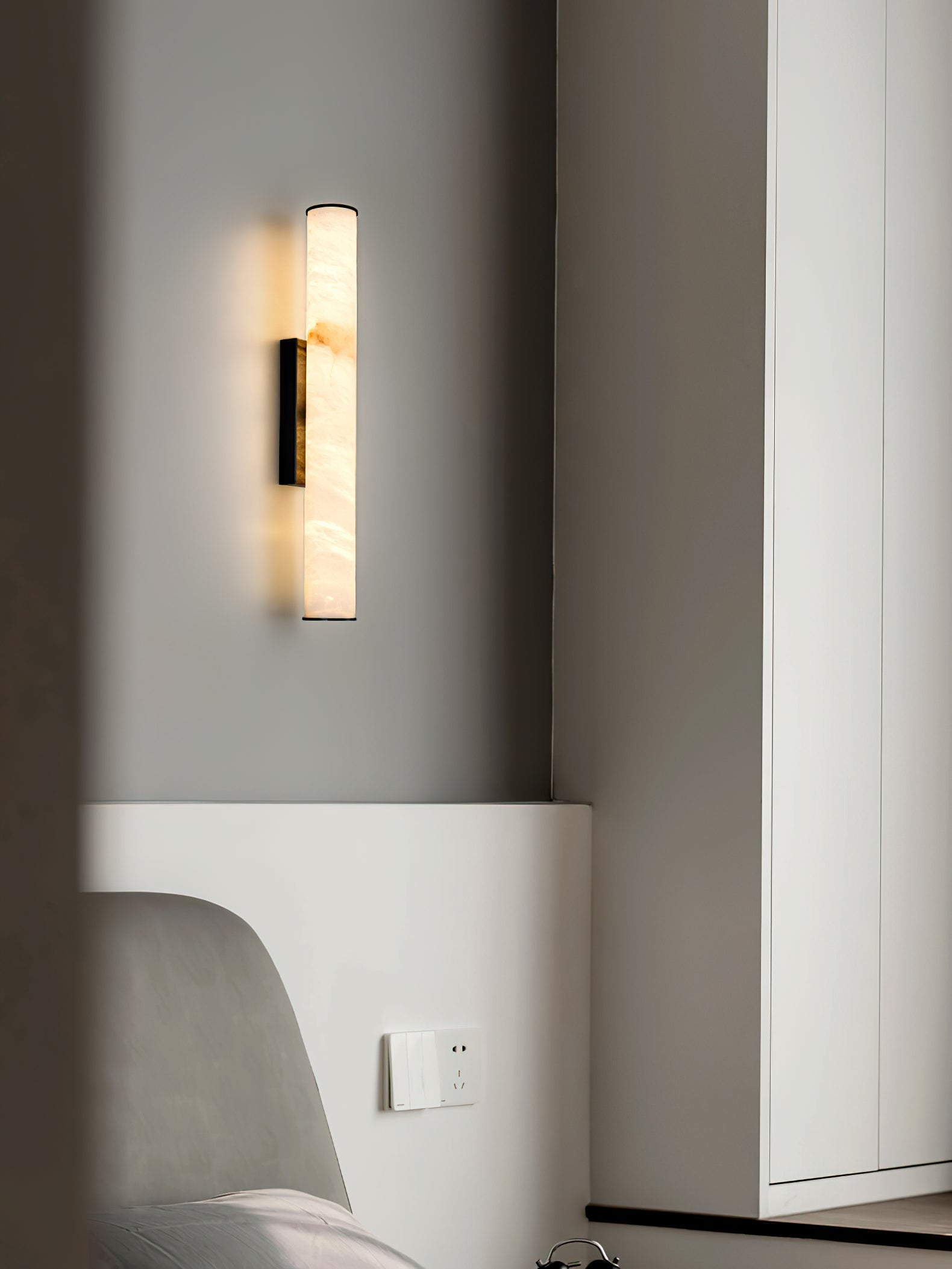 Callisto Alabaster Sconce – Dimmable, view 11