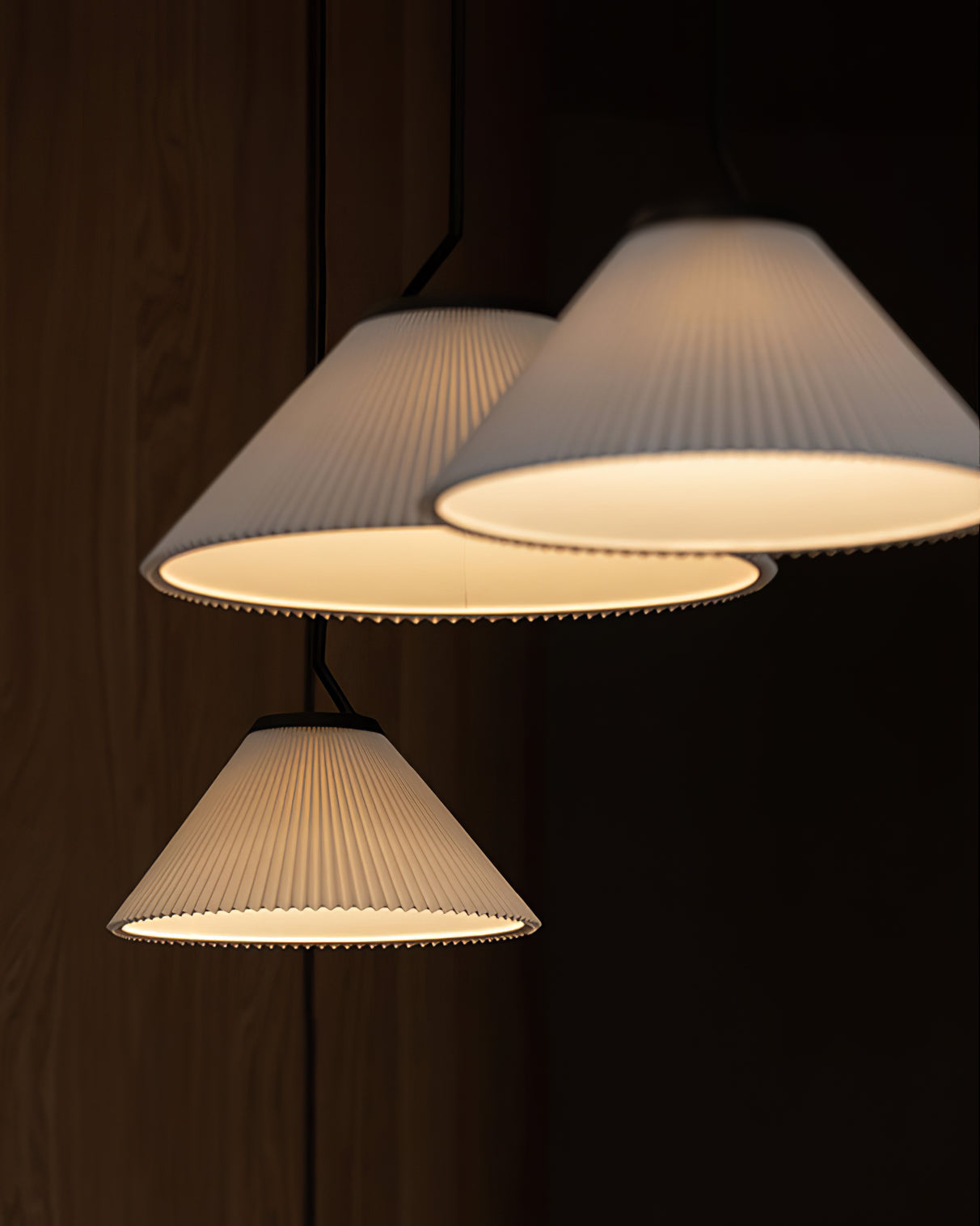 Demare Pleated Pendant Lamp, view 19