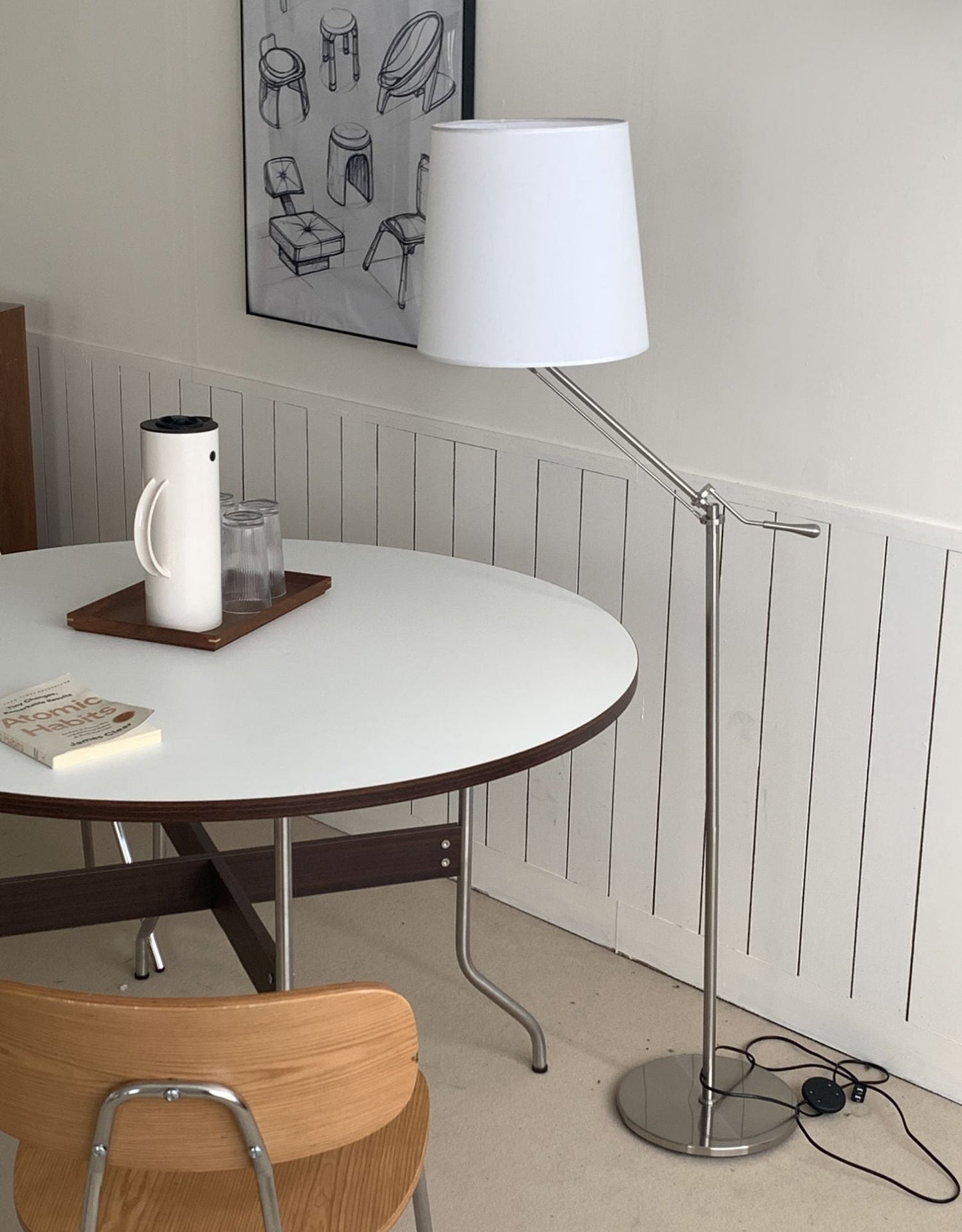 Eichholtz Medea Floor Lamp, view 10
