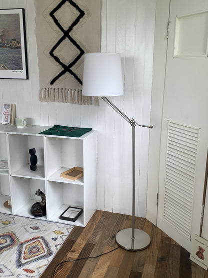 Eichholtz Medea Floor Lamp, view 24
