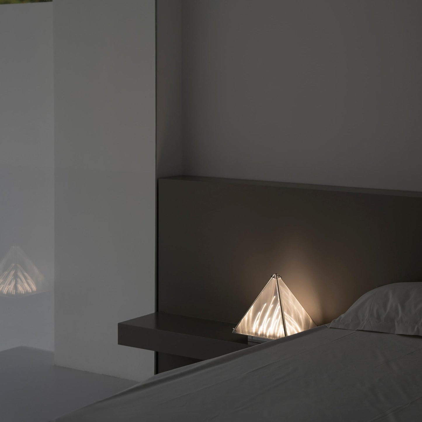 Fragment Table Lamp, view 11