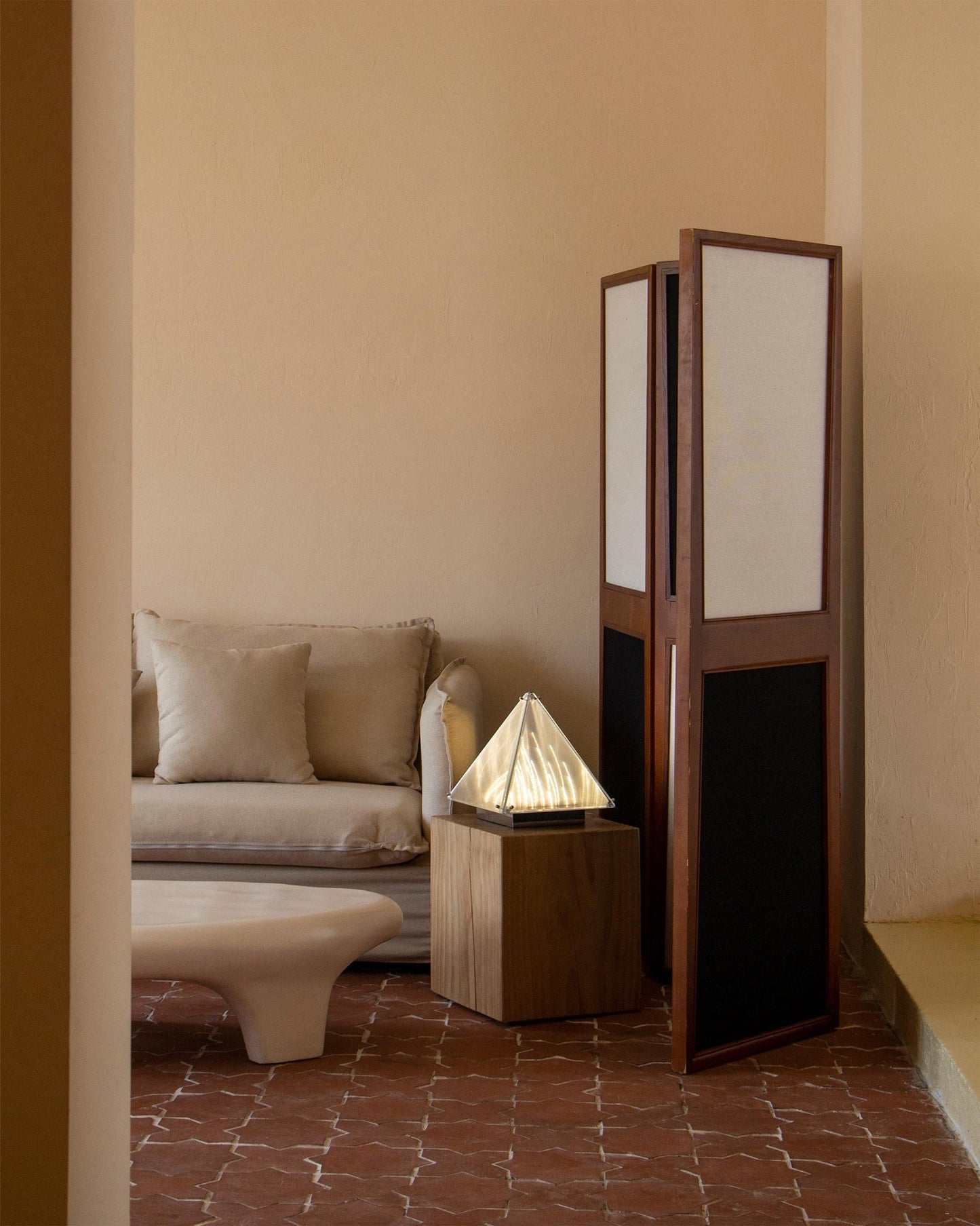 Fragment Table Lamp, view 24
