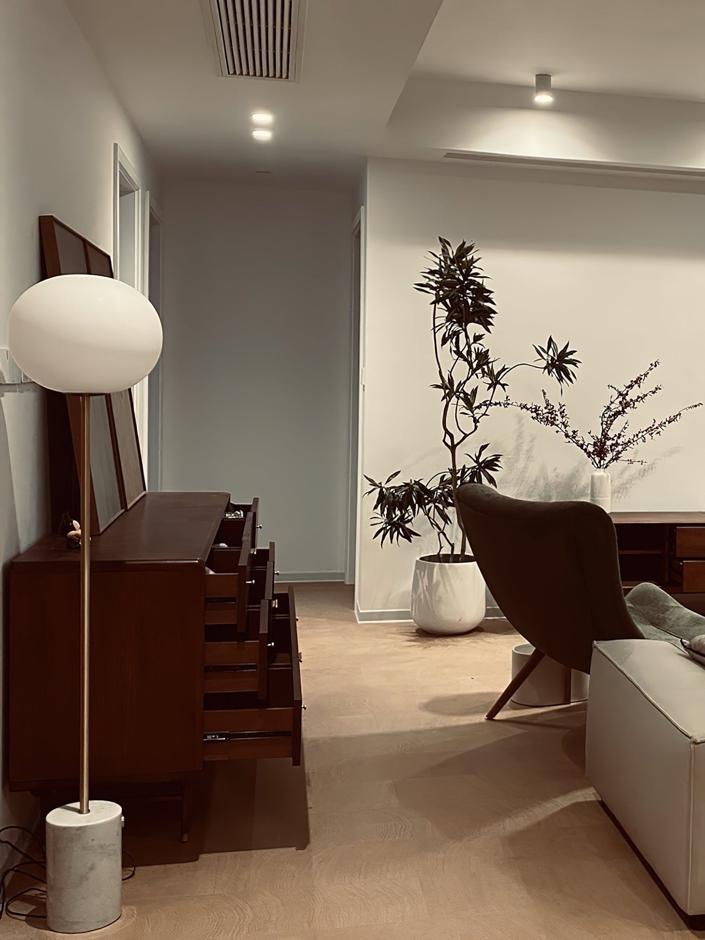 JWDA Floor Lamp, view 17
