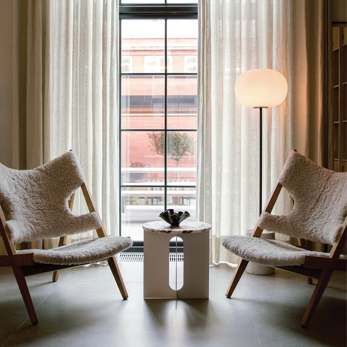 JWDA Floor Lamp, detail