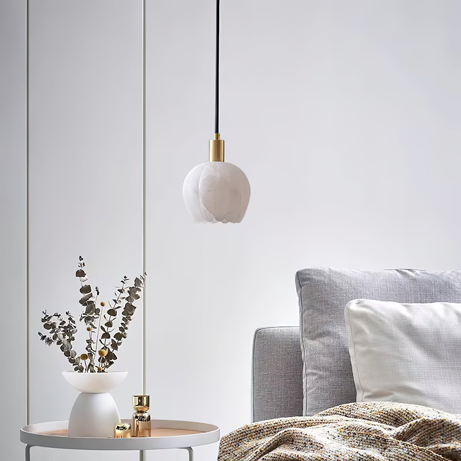 Lilin Alabaster Pendant Light, view 4
