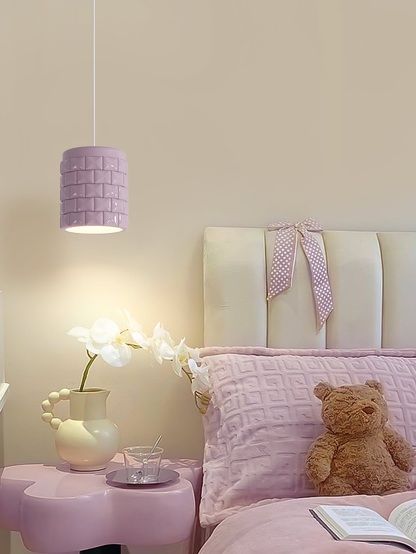 Lysne Girl Pendant Lamp, view 15