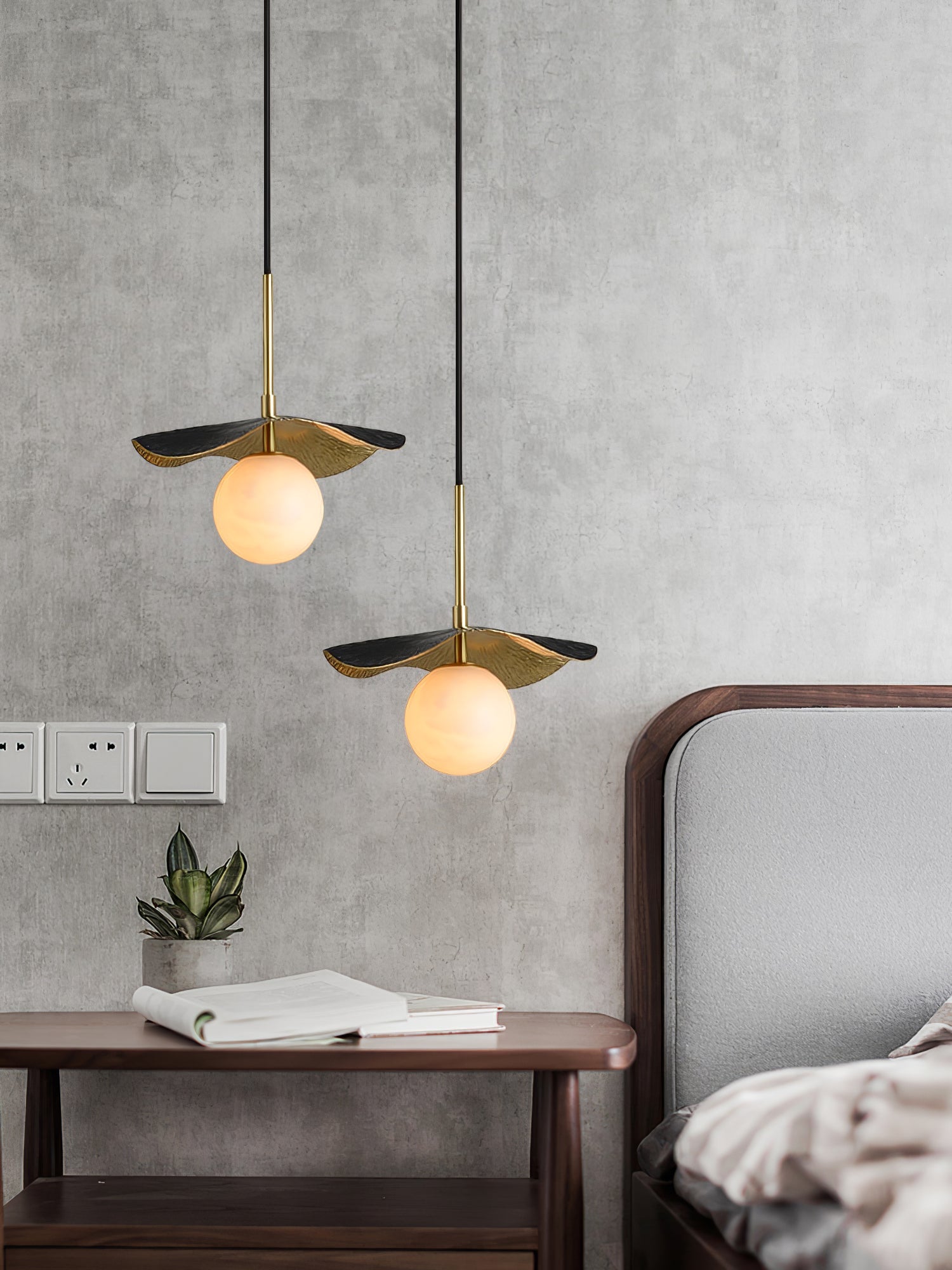 Montera Alabaster Pendant Light, view 18