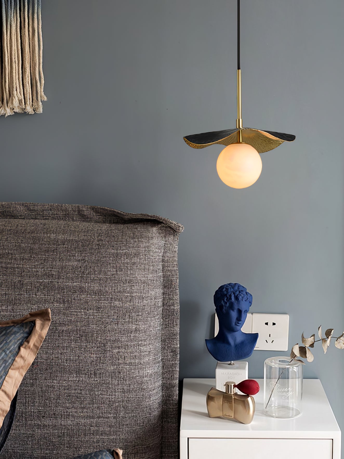 Montera Alabaster Pendant Light, view 19