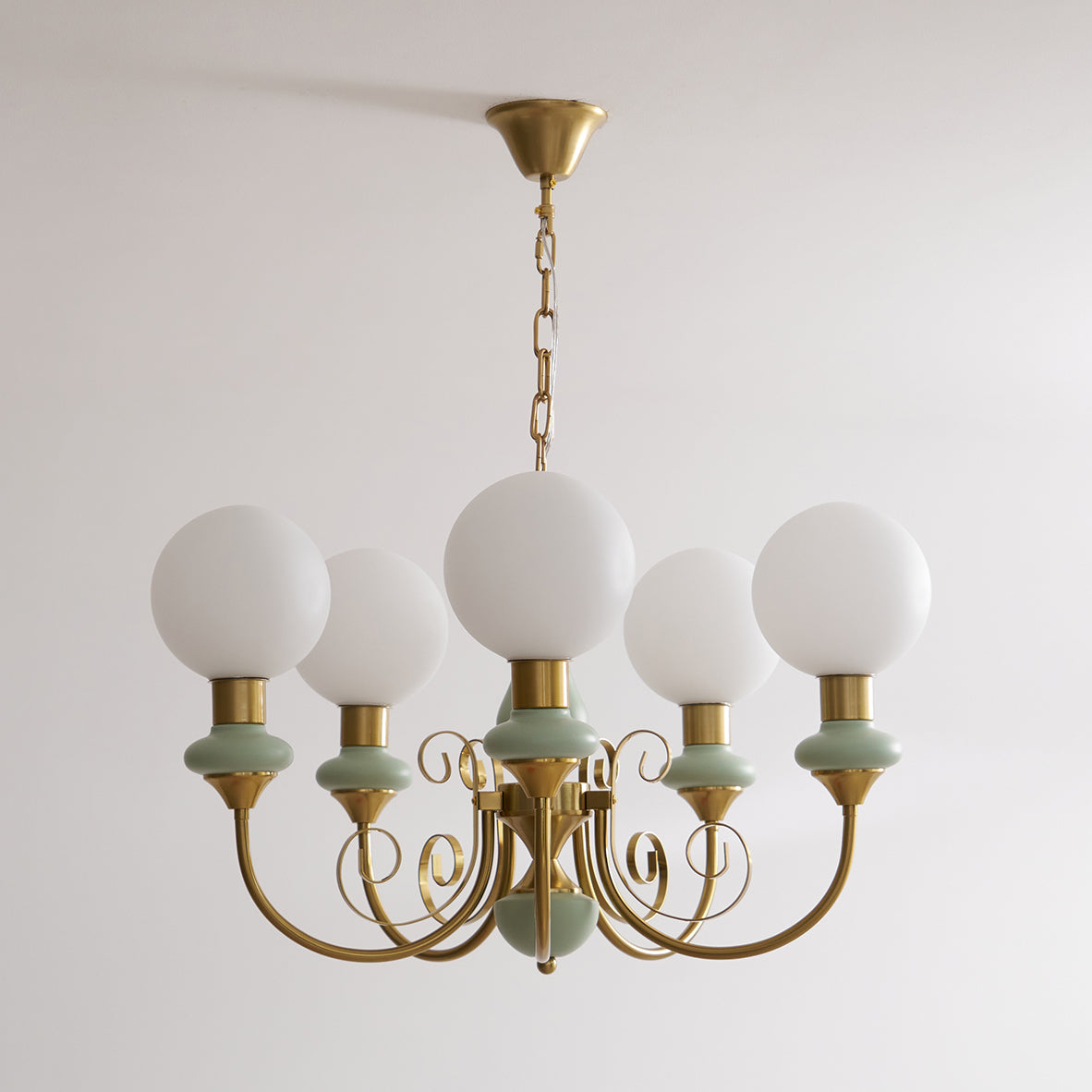 Onyx Glass Chandelier – Dimmable, view 4