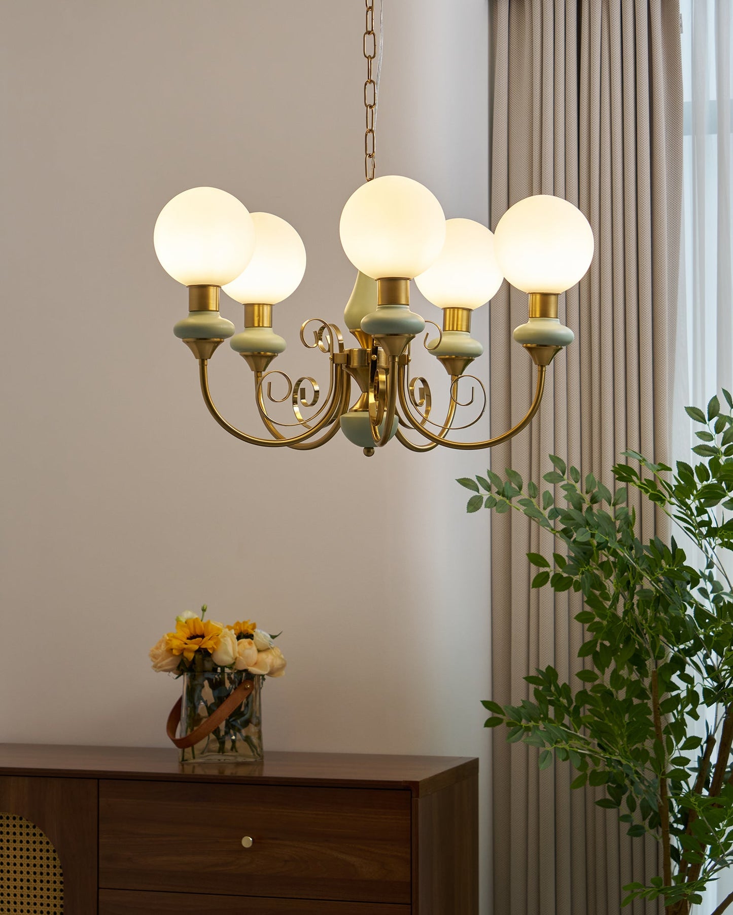 Onyx Glass Chandelier – Dimmable, view 15