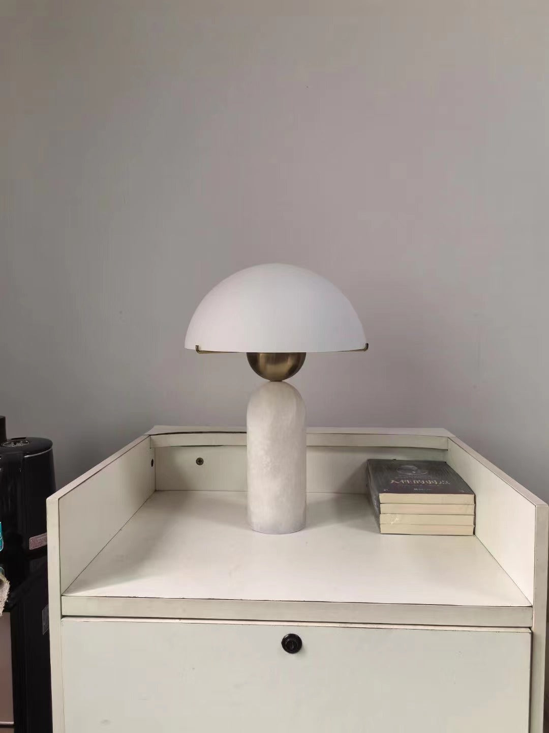 Peono Alabaster Table Lamp – Dimmable, view 40