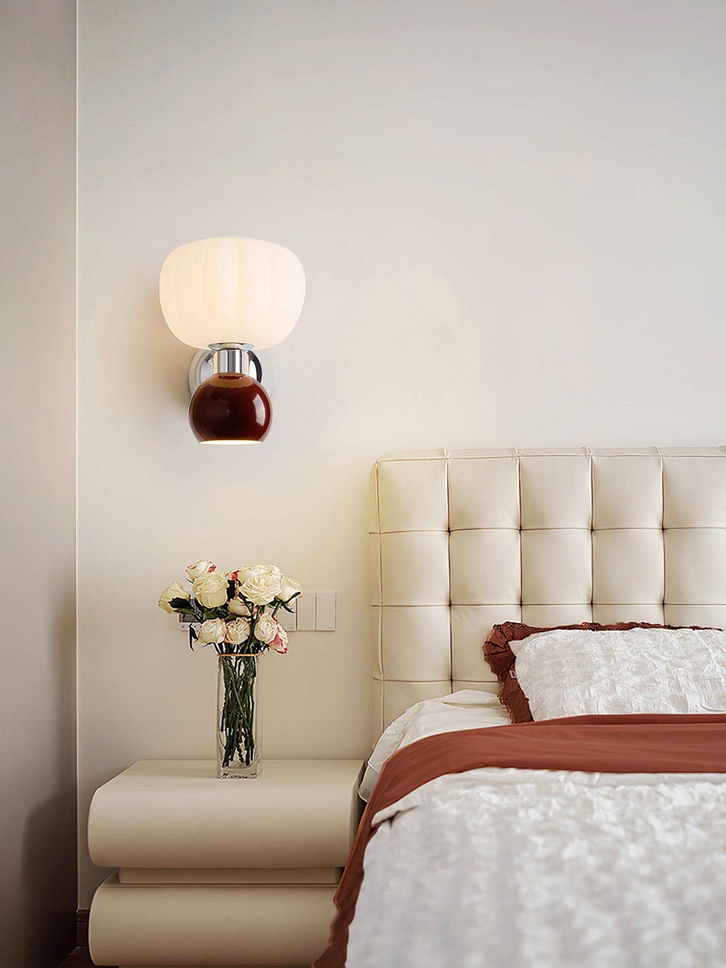 Pimiento Wall Lamp, detail
