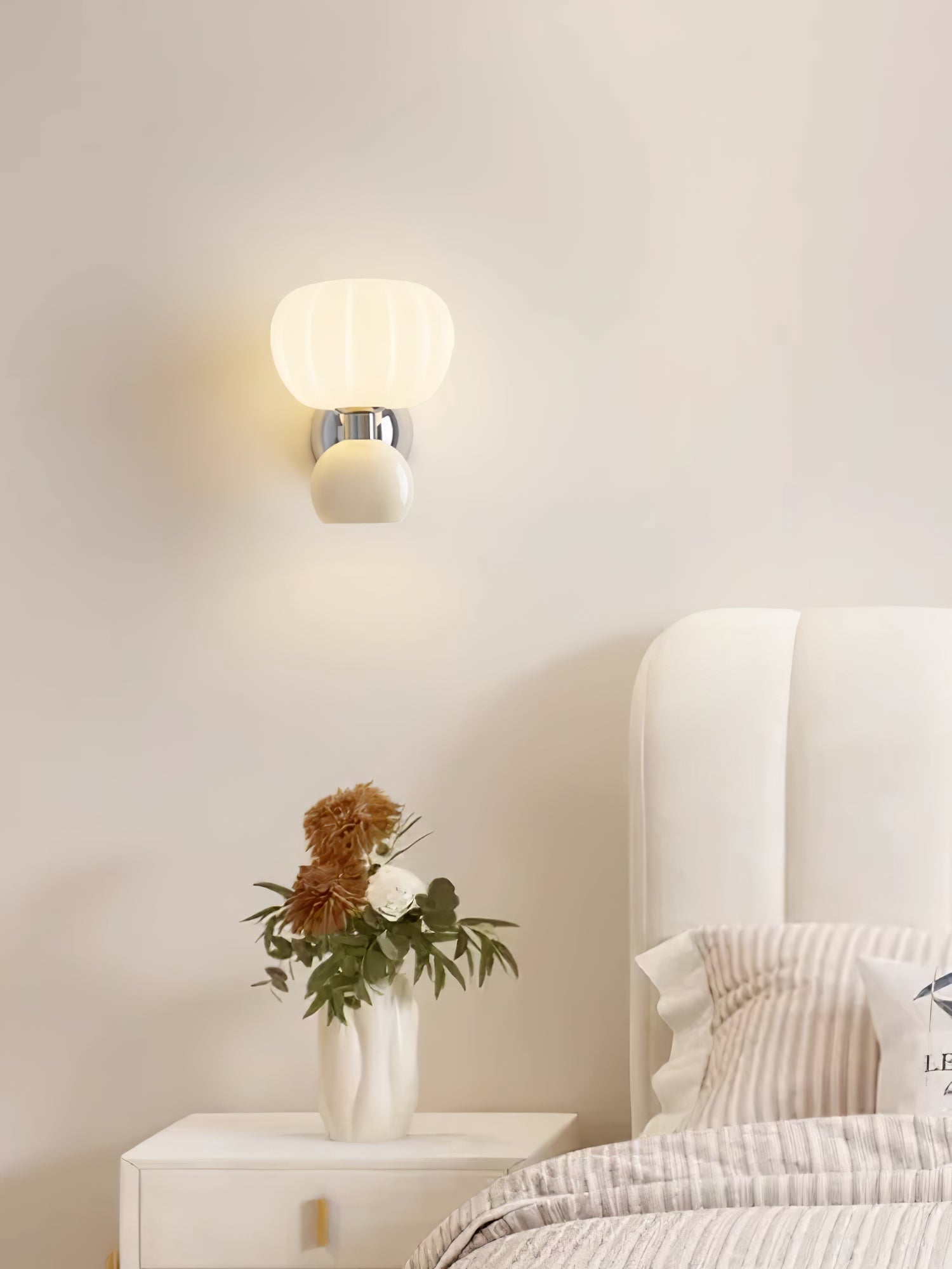 Pimiento Wall Lamp, view 4