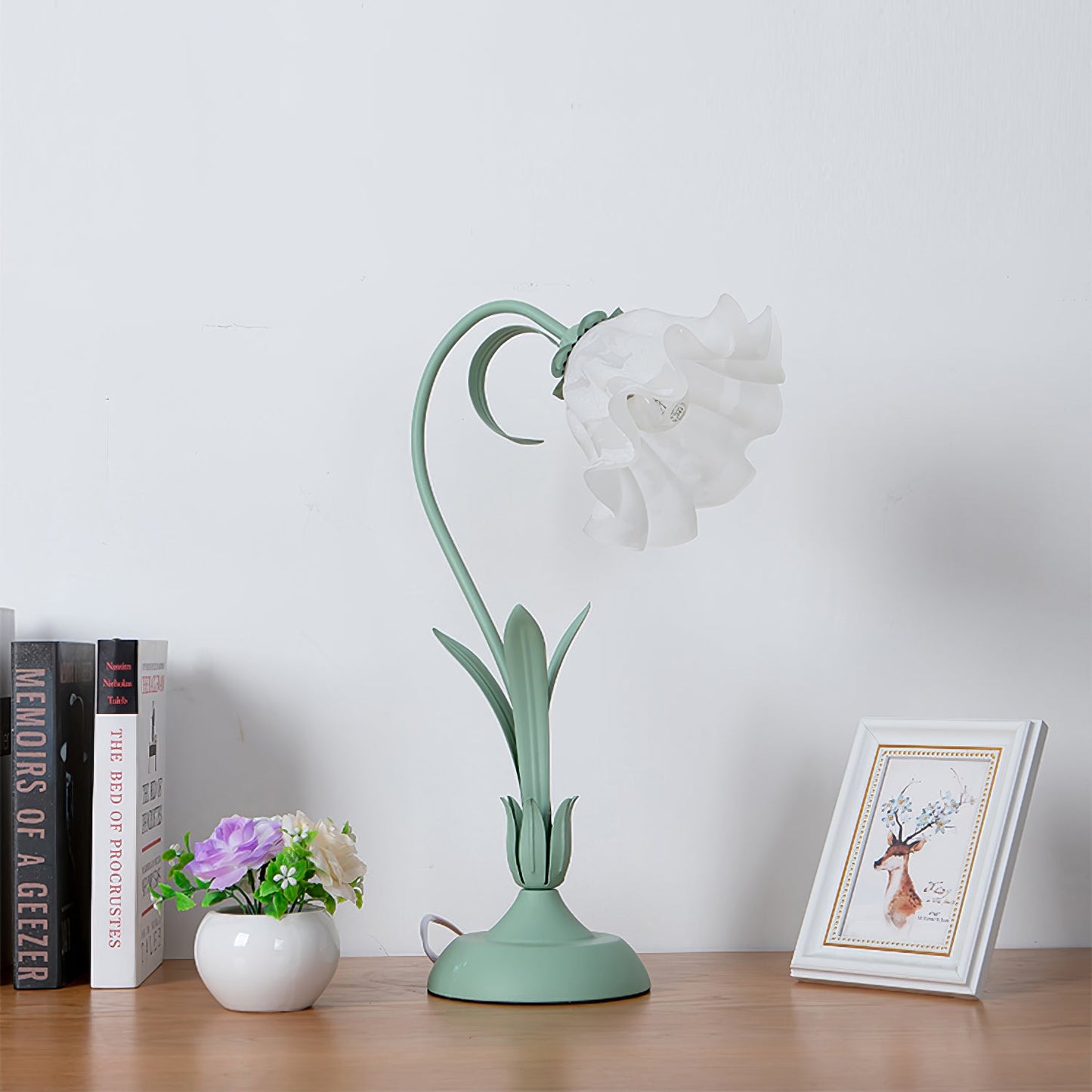 Romantic Flower Table Lamp, detail