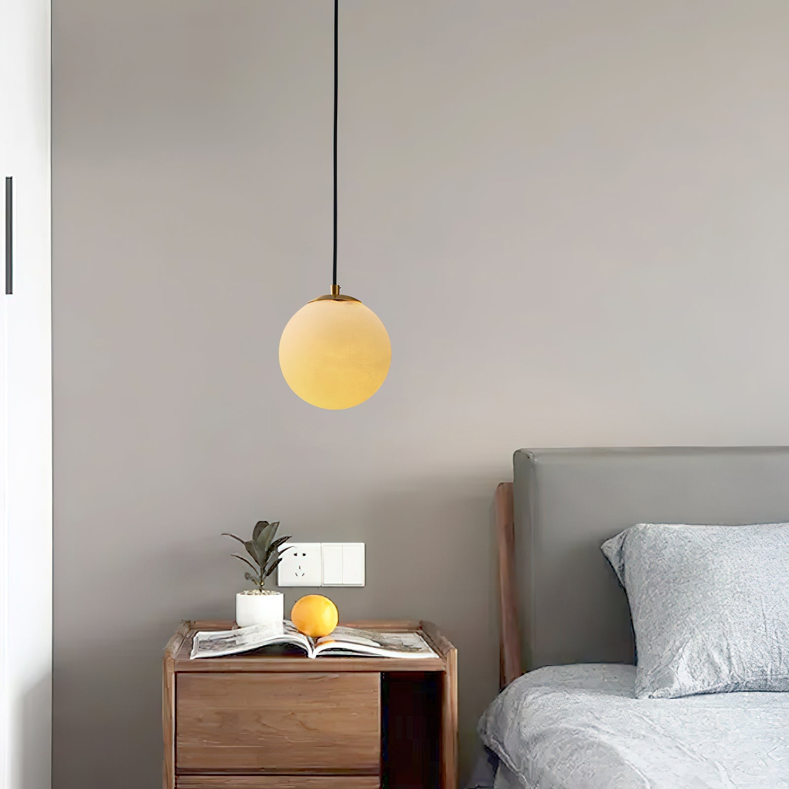 Savina Alabaster Pendant Light – Dimmable, view 10