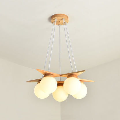 Wooden Star With Glass Chandelier, detail